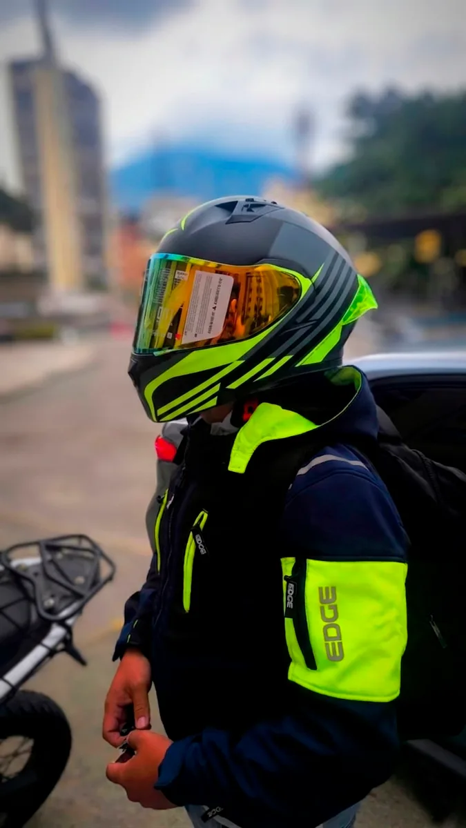Casco abatible Moxul Verde con negro